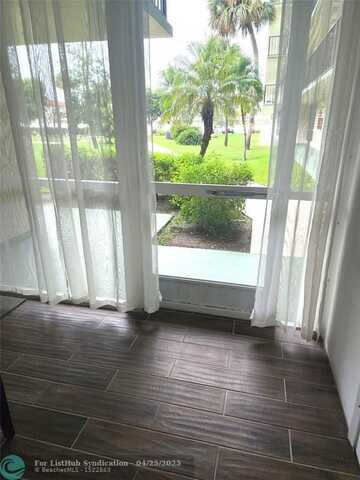 804 SE 7th St, Deerfield Beach, FL 33441