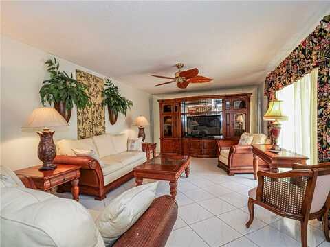 510 N Tropic Lane, Vero Beach, FL 32960