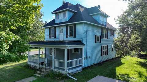 301 N Summit Street, Spooner, WI 54801