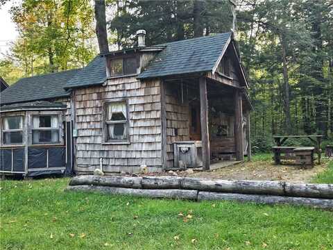 W16099 Manglos Avenue, Sheldon, WI 54766