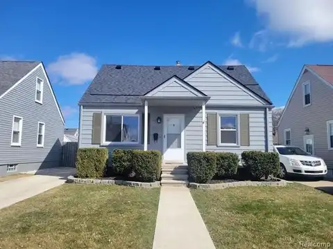 19701 AVALON Street, Saint Clair Shores, MI 48080