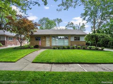 31062 W RUTLAND Street, Beverly Hills, MI 48025