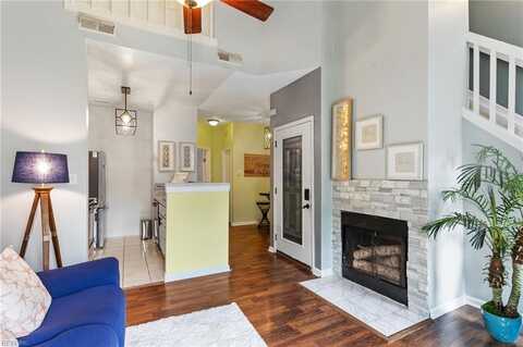 867 Little Bay Avenue, Norfolk, VA 23503