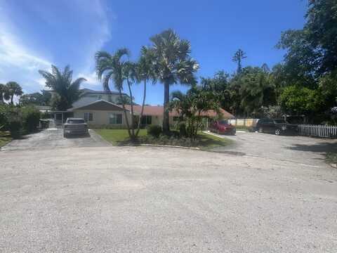 2081 Joy Rene Lane, North Palm Beach, FL 33408