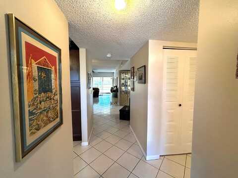 7634 Tahiti Lane, Lake Worth, FL 33467
