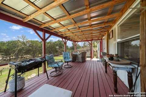 1128 Wright, Bandera, TX 78003