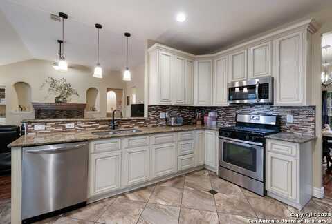 12838 VIDORRA CIRCLE DR, San Antonio, TX 78216