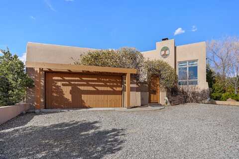 855 Camino Francisca, Santa Fe, NM 87506