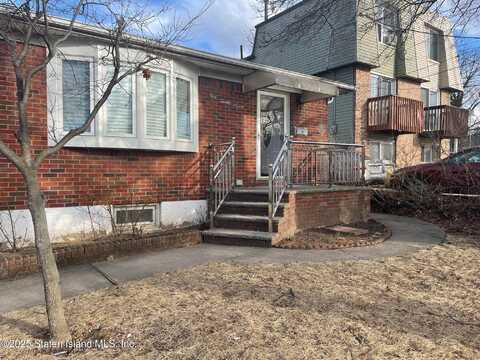 127 Bradley Avenue, Staten Island, NY 10314