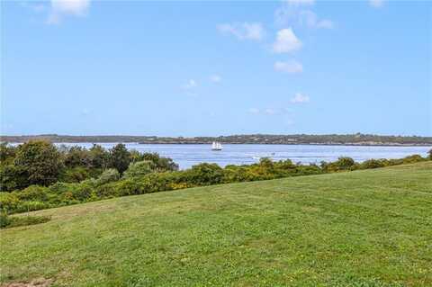 65 Ridge Road, Newport, RI 02840