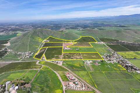 W Reid Avenue, Porterville, CA 93257