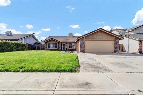 1673 W River Avenue, Porterville, CA 93257