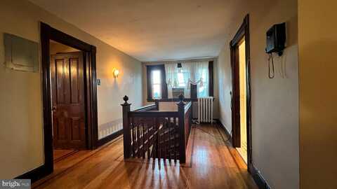 165 E MT PLEASANT, AMBLER, PA 19002