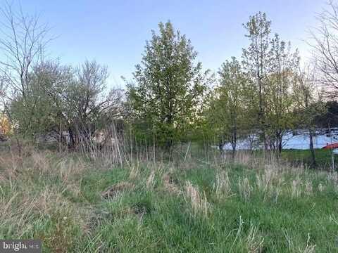 574 MYERS BRIDGE ROAD, MARTINSBURG, WV 25404