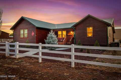 2728 Bain Trail, Overgaard, AZ 85933