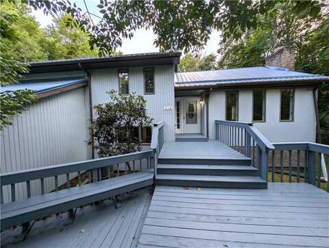 218 Chestnut Ln, Wharton, PA 15421