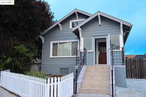 5712 Adeline St., Oakland, CA 94608