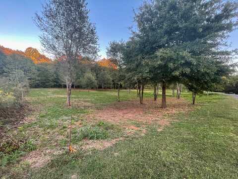 124 Riverside Drive, Benton, TN 37307