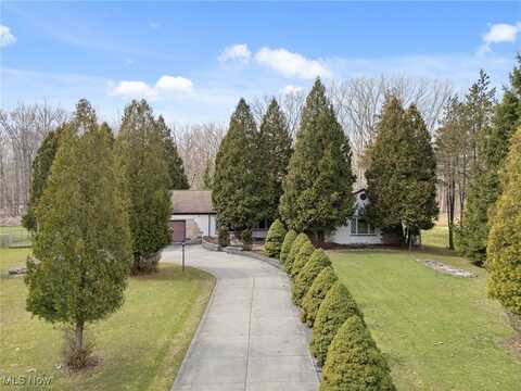 4250 BRAINARD ROAD, CHAGRIN FALLS, OH 44022