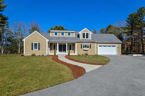 26 Crosswinds Way, East Falmouth, MA 02536