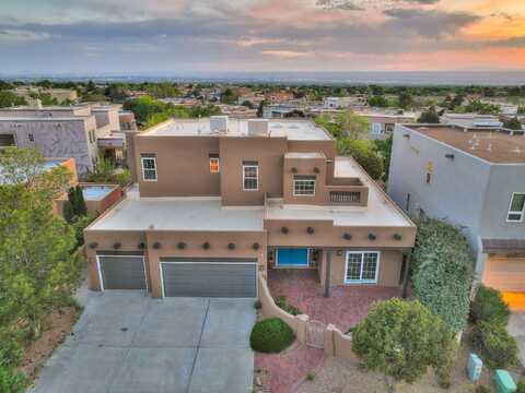 5805 MARIOLA Place NE, Albuquerque, NM 87111