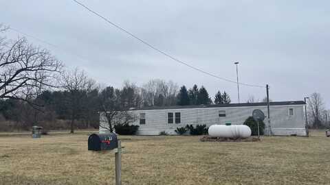 1021 W Hansen Road, Sidney, MI 48885