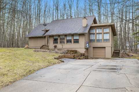 12053 Broken Arrow Lane, Canadian Lakes, MI 49346