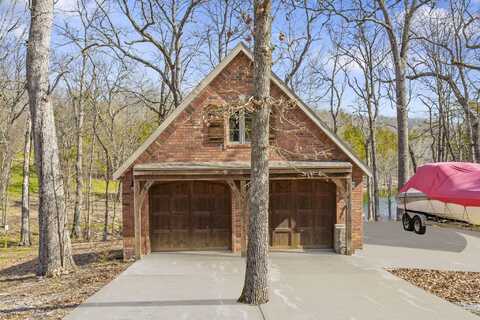 218 N Walnut Street, Blue Eye, MO 65611