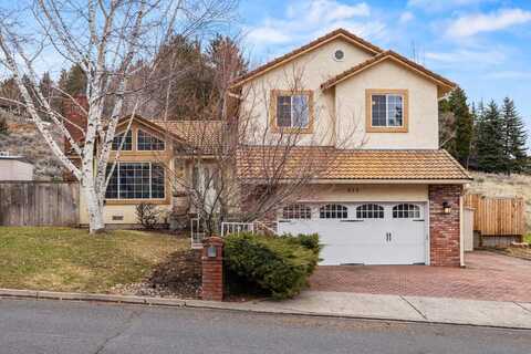 315 Mountain View Boulevard, Klamath Falls, OR 97601