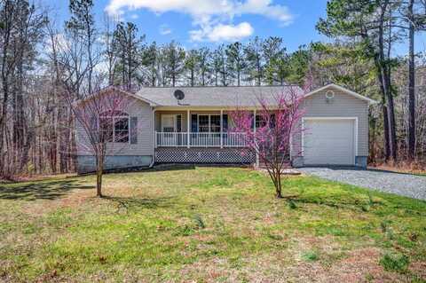 307 Courtland Dr, Appomattox, VA 24522