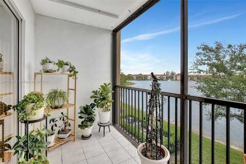 13701 SW 12th St, Pembroke Pines, FL 33027