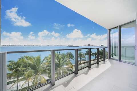 2900 NE 7th Ave, Miami, FL 33137