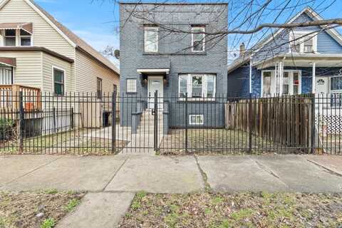 6626 S Seeley Avenue, Chicago, IL 60636
