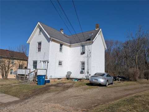 652 Young Street SE, Massillon, OH 44646