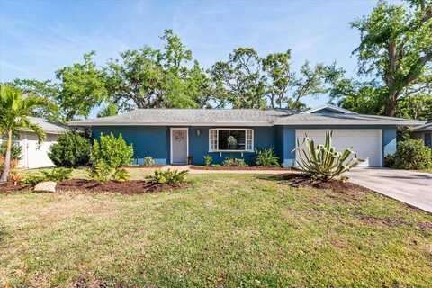 2933 Mayflower Street, Sarasota, FL 34231