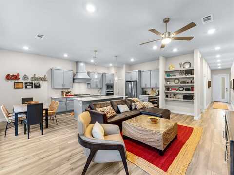 2309 Rook Drive, Dallas, TX 75211