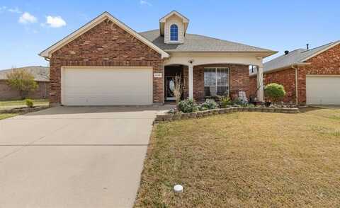 6136 Farrah Drive, Fort Worth, TX 76131