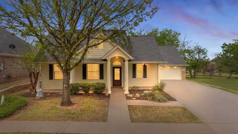 307 Turner Circle, Granbury, TX 76048
