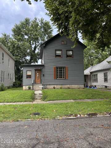 210 N Moffet Avenue, Joplin, MO 64801