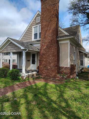 535 W Maple Street, Columbus, KS 66725