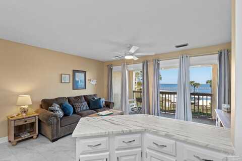 8253 Navarre Pkwy, Navarre, FL 32566