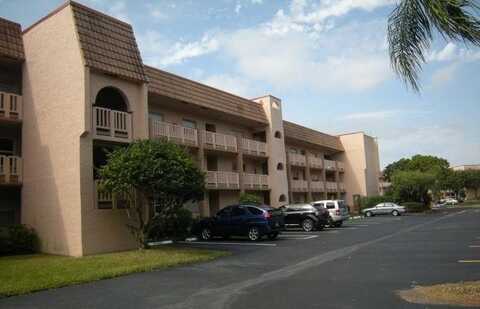 9841 Sunrise Lakes Blvd, Sunrise, FL 33322