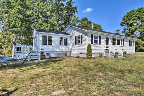 38 Callis Lane, Deltaville, VA 23043