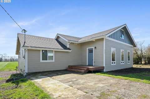 3985 Latimer RD, Tillamook, OR 97141