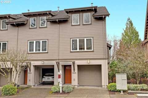 10216 NW ALDER GROVE LN, Portland, OR 97229