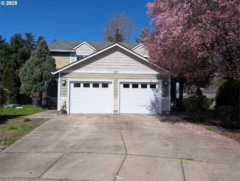 237 41ST CT, Washougal, WA 98671