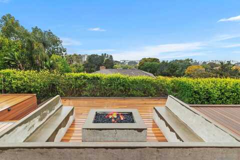 2435 Paseo Dorado, La Jolla, CA 92037