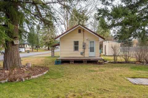 103 E 6th St, Deer Park, WA 99006