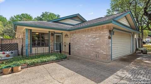 126 Golden Way, Universal City, TX 78148
