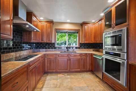 6867 Alpine Ridge Road, Shingletown, CA 96088
